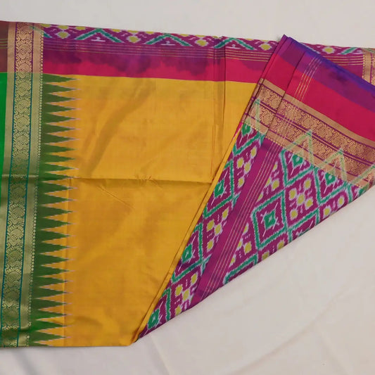 Pure Silk Gadhwal saree with dual colour boarder