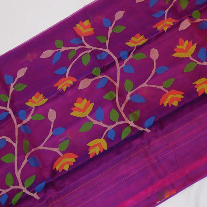 Pure Resham Jamdani saree with intricate floral work